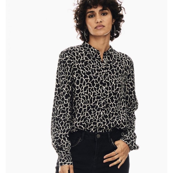 Michelle Michelle vintage silk giraffe blouse - Picture 2 of 8